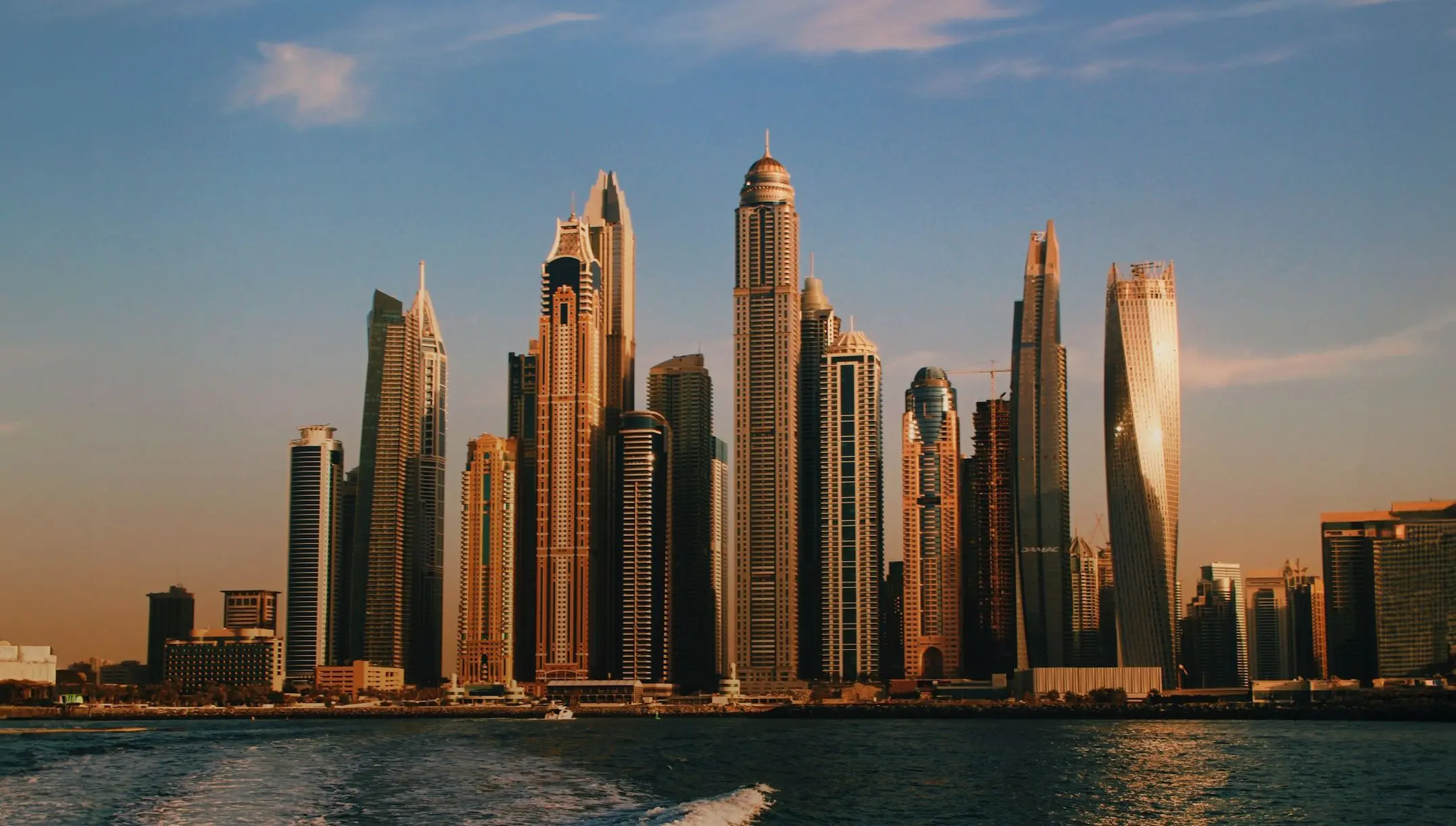 Dubai Skyline ao Entardecer
